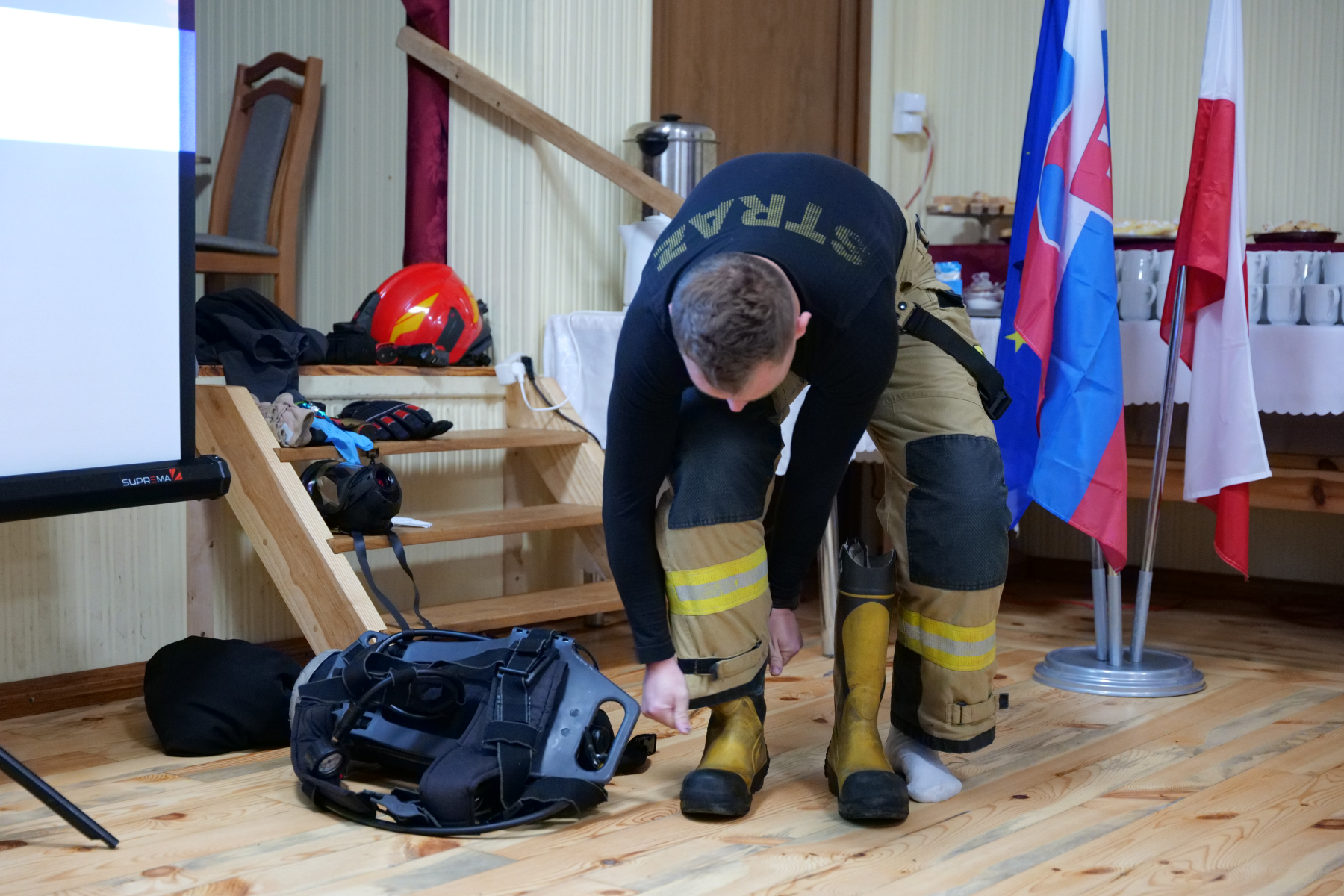 P1078681